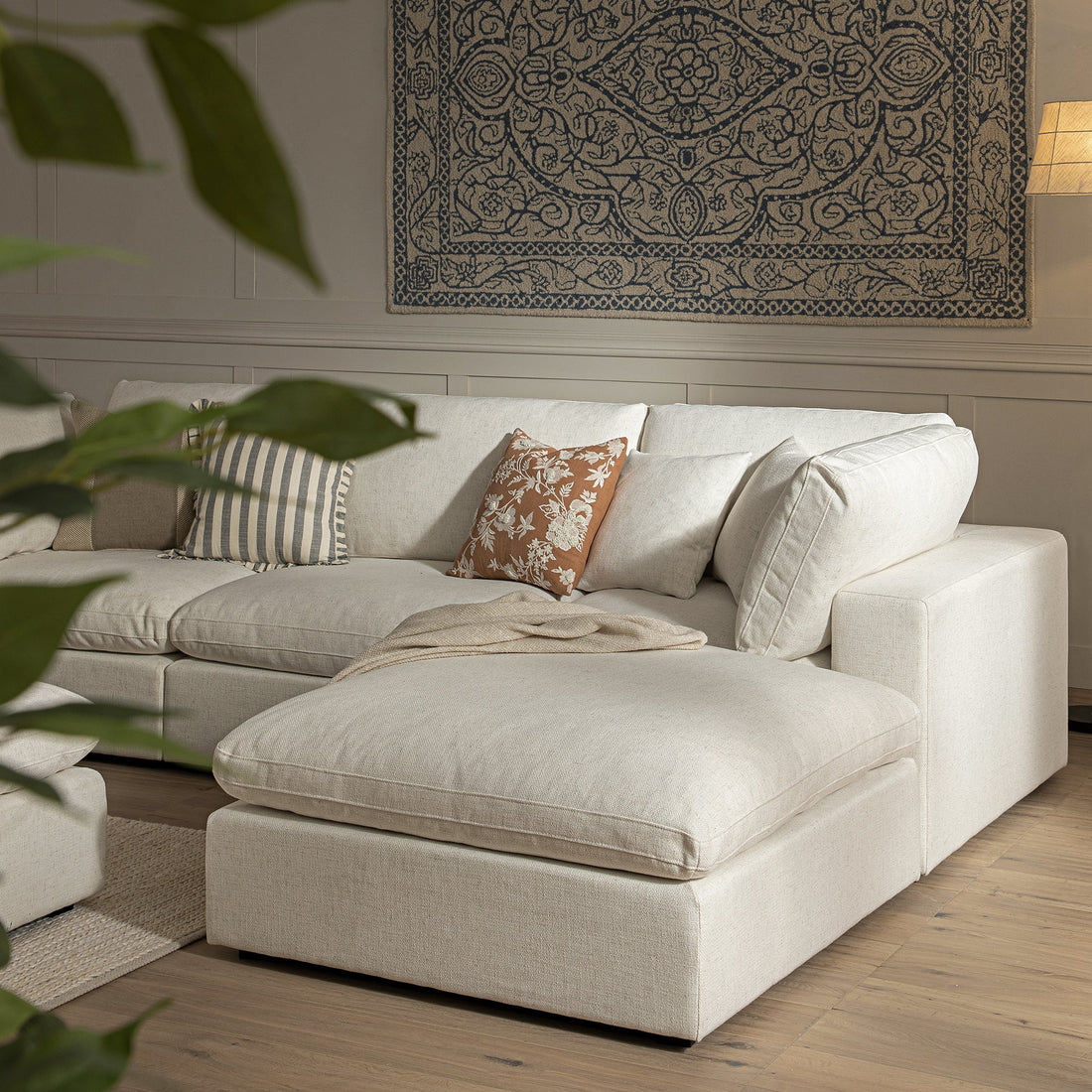 Lutyens Beige Linen Blend Modular Sofa 3-Piece Chaise